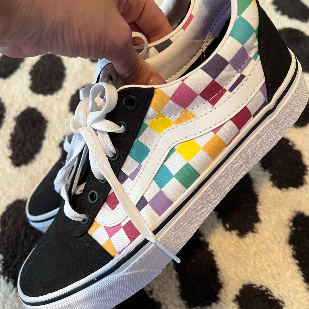NEW* Womens vans